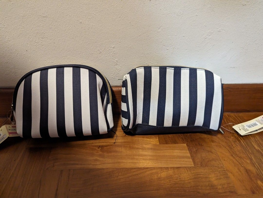 Daiso 2025 makeup bag