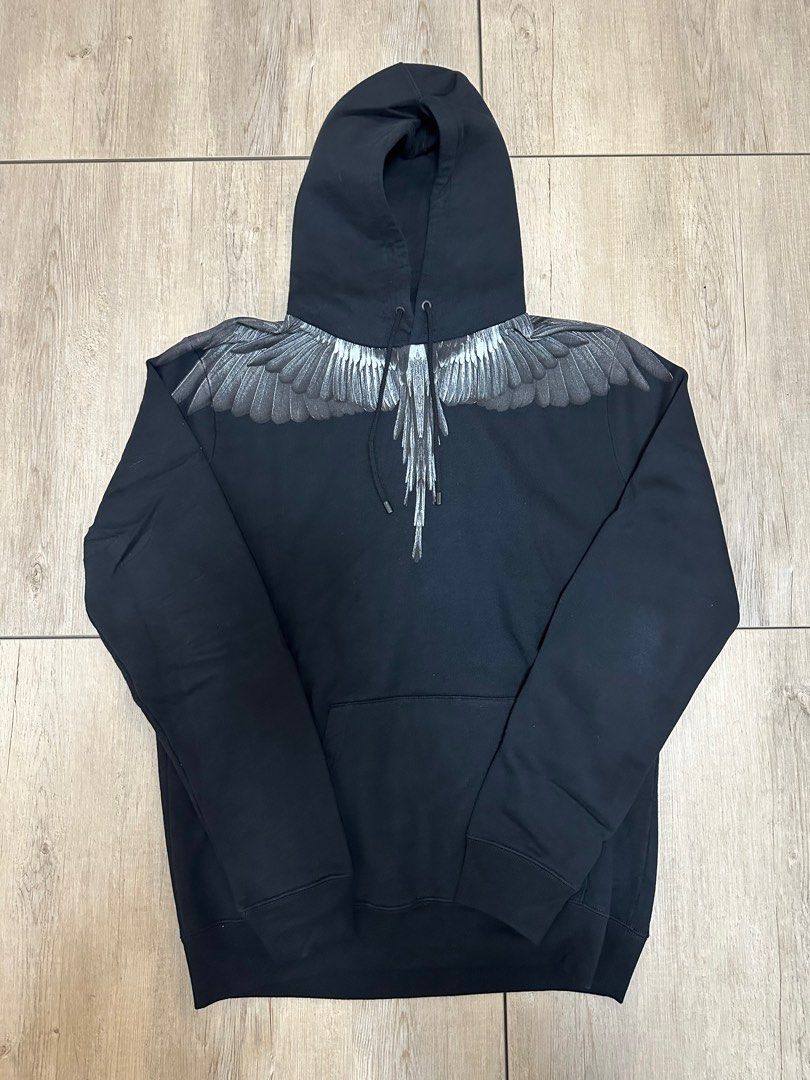 Marcelo Burlon Hoodie SizeL, 男裝, 上身及套裝, 衛衣- Carousell