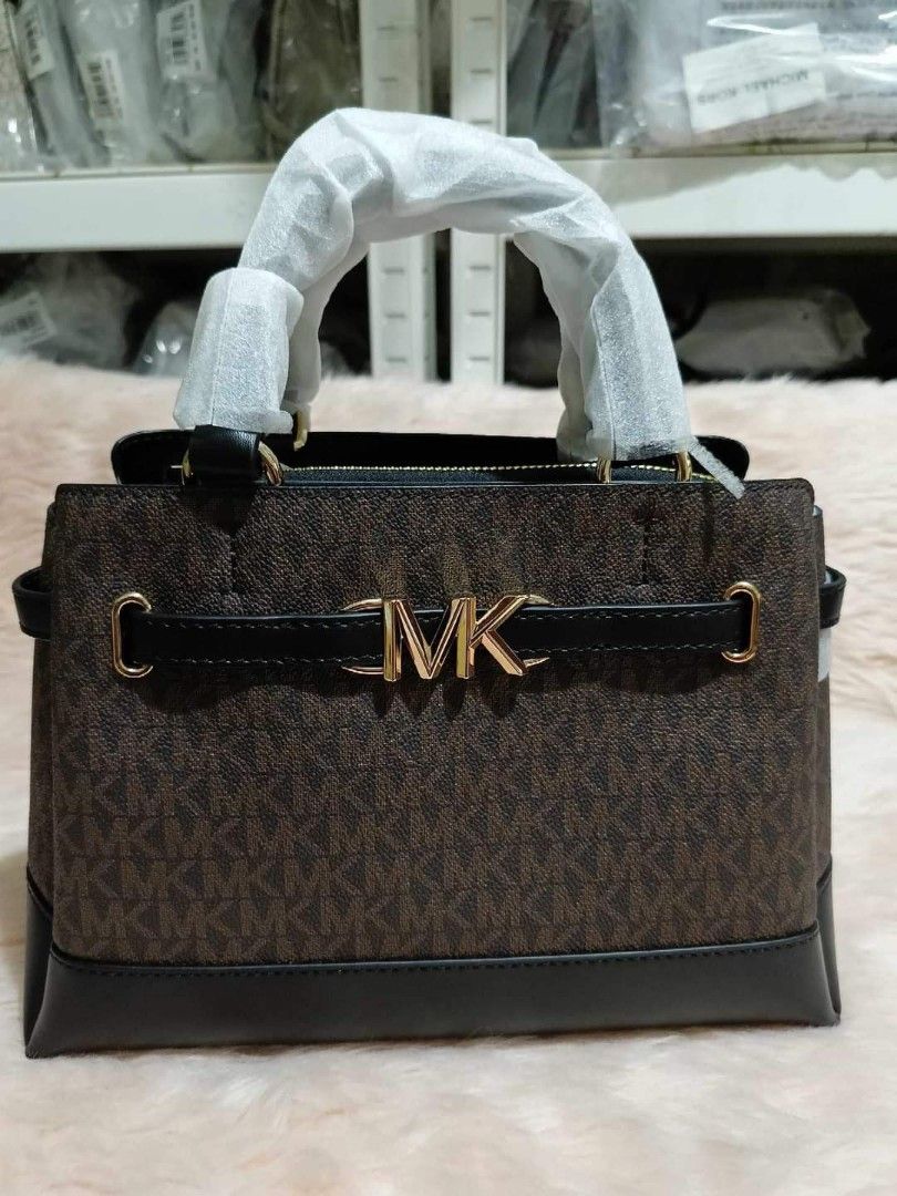 Rent a sales center mk purses