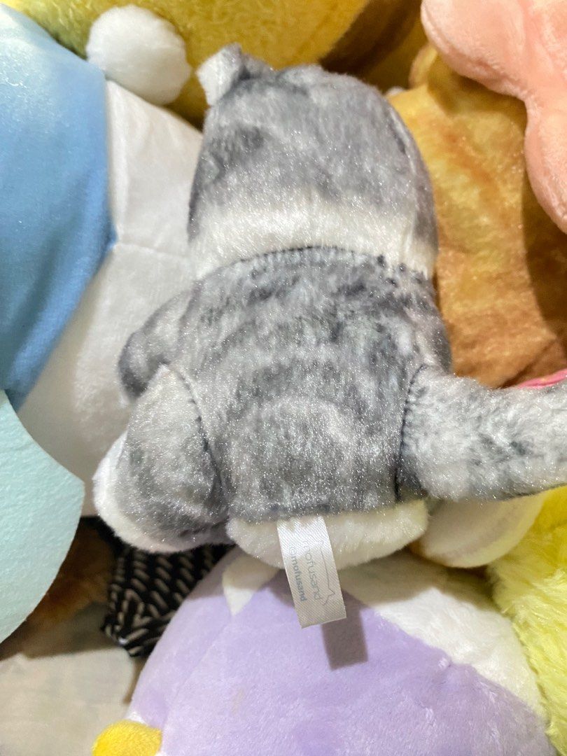 Mofusand Onigiri Mascot Size (Category: Plushies & Soft Toys) located in Bay. Submitted by springtiger (Listing ID 1270303709, Image 2). Description: No papertag MOP: Cashg MOD: Flash Express or Tik🎶 co for sf only ***Shipping fee shouldered by buyer.