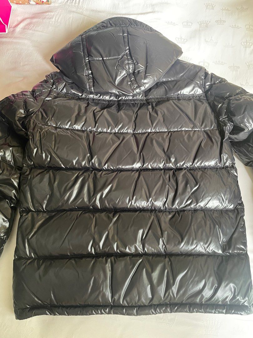 Moncler brel store