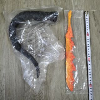NECA LORD OF THE RINGS LOTR BALROG TAIL AND FLAME FLAMING SWORD  ONLY, BRAND NEW UNUSED!!!