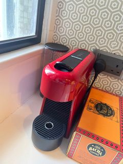 （分類：）位於 。 由 tgif00000 提交（商品編號 1270316425，圖片 1）。簡介： 。