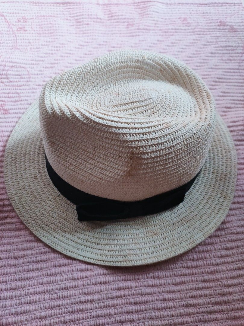 Never Used Handsome Woven Hat 12 inches wide The Hatter Company