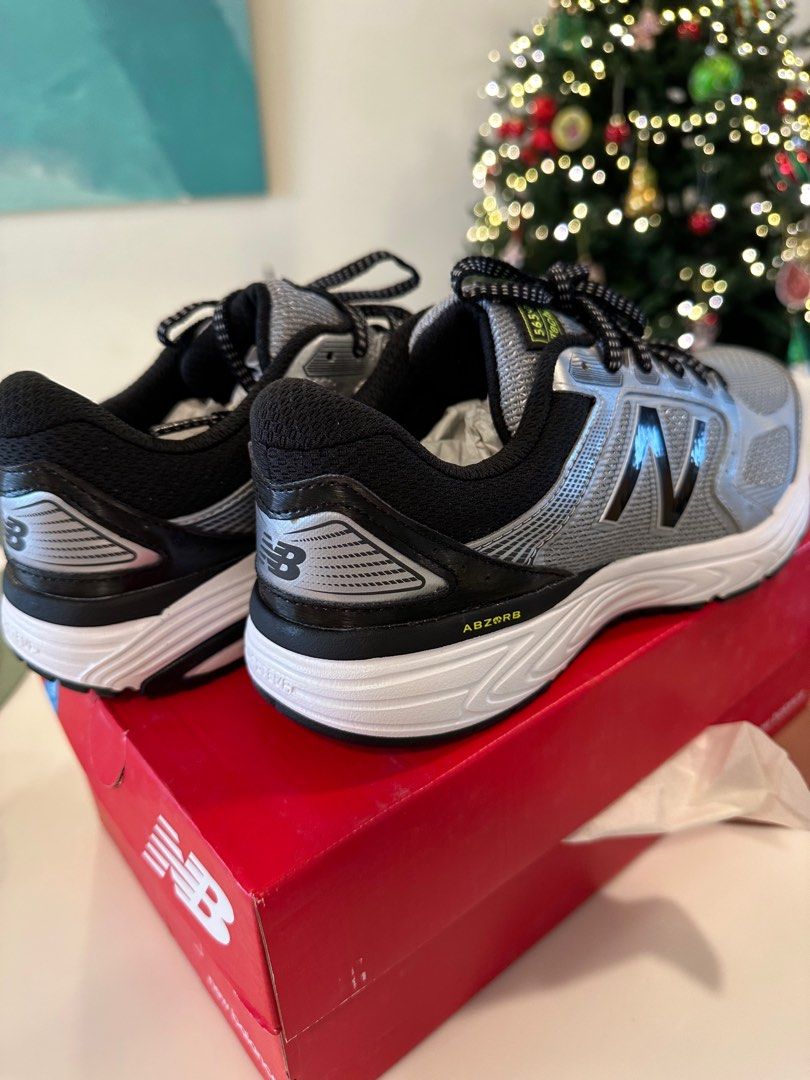 Mens new balance 56 v7 on sale