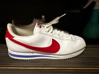 Red nike cortez for new arrivals sale