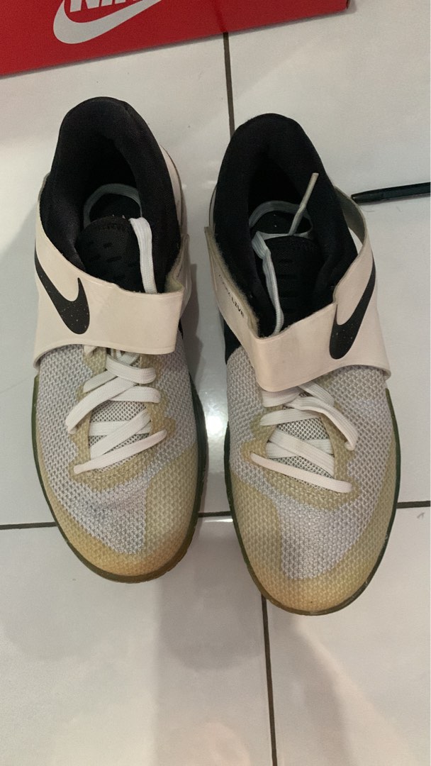 nike zoom basket, Fesyen Pria, Sepatu , Lainnya di Carousell