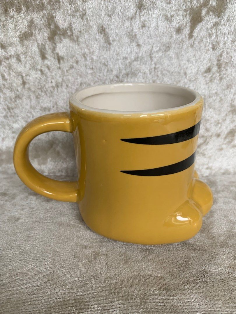 Nikukyu Cat Paw ceramic mug (Category: Coffee & Tea Tableware) located in Muntinlupa City. Submitted by belica (Listing ID 1270348874, Image 2). Description: 🐾Nikukyu Cat Paw ceramic mug. ☝🏻1 pc. available 📦Shipping of FRAGILE items at buyers risk. 🤝ALL SALES FINAL! 🚫No return, no exchange, no refund. 🤗Unused item just displayed. Please manage your expectations. 🛒Happy Shopping!.
