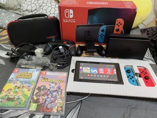 Nintendo Switch Version 2 Mint condition with Box and plastic