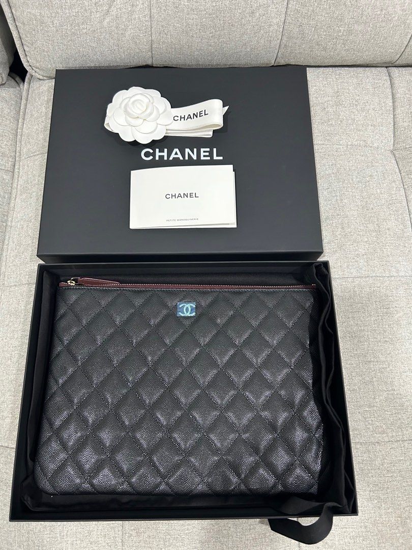 Caviar clutch chanel online