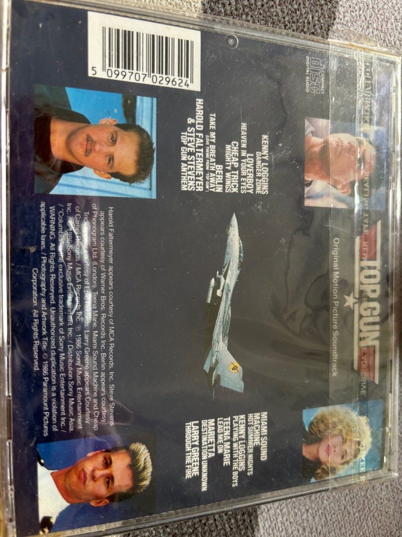 Original Top Gun soundtrack cd, Hobbies & Toys, Music & Media, CDs
