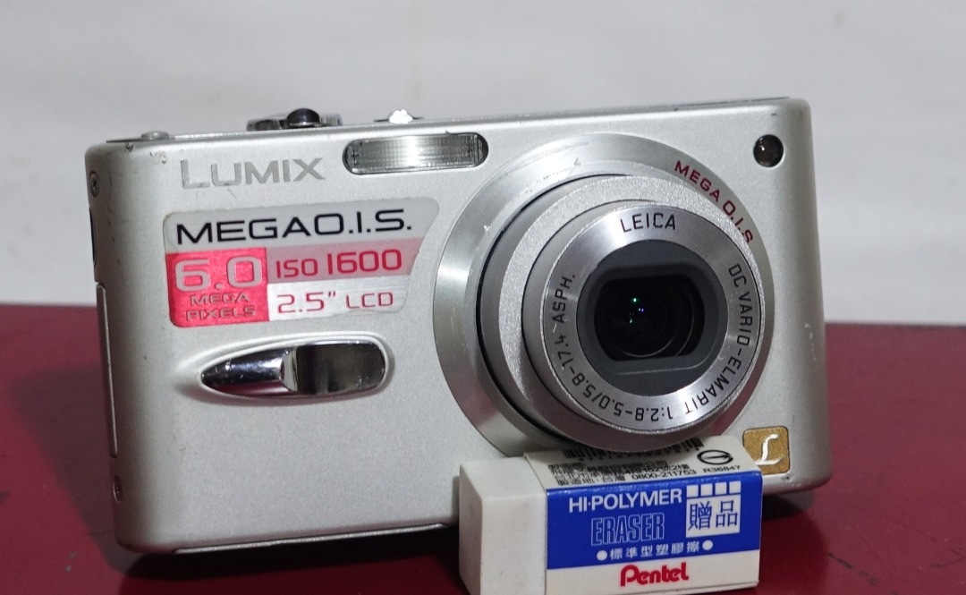 Panasonic DMCFX3 輕巧型CCD 數位相機, 相機攝影, 相機在旋轉拍賣