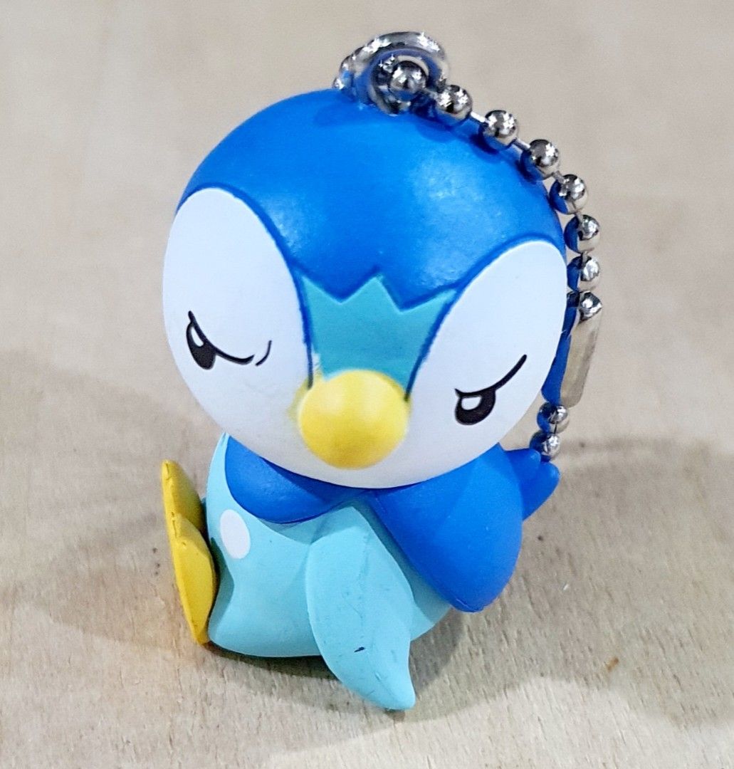 Pokemon Piplup figurine keychain 3cm