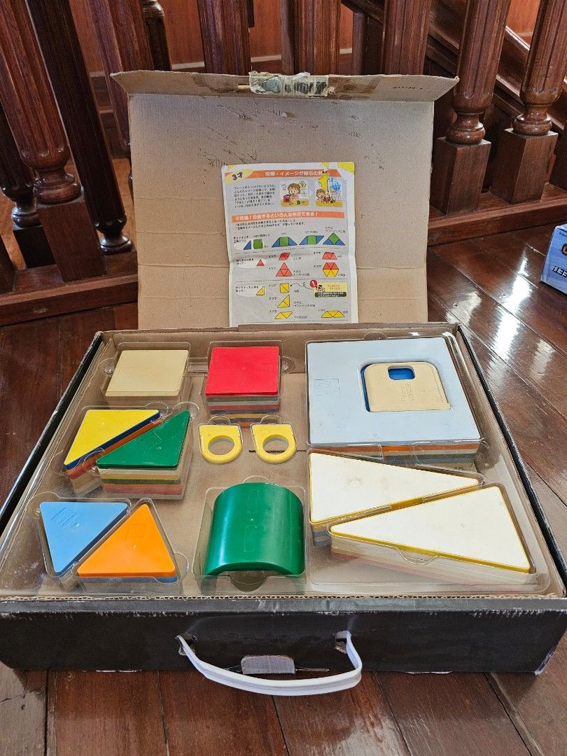 Preloved toys (Category: Kids Toys) located in Quezon City. Submitted by justc (Listing ID 1270328426, Image 2). Description: pls dm to inquire or ff my sh***ppee accoutn for more detials..