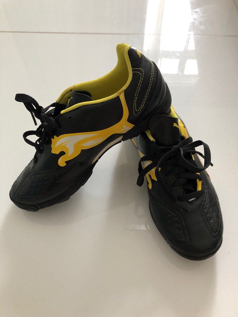 Puma gold spike sale