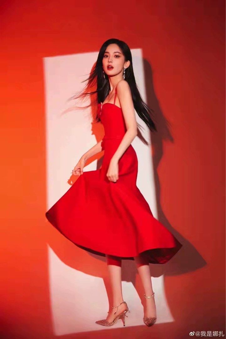 Red sale belt dress