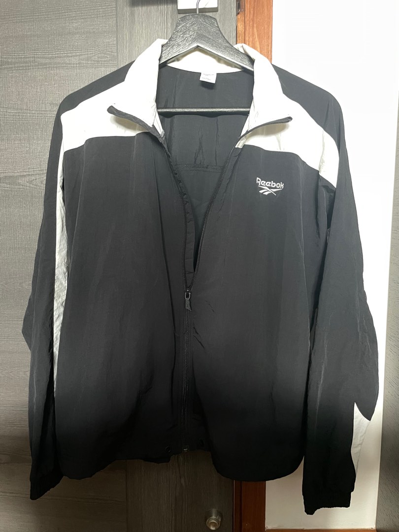 Reebok clearance windbreaker black