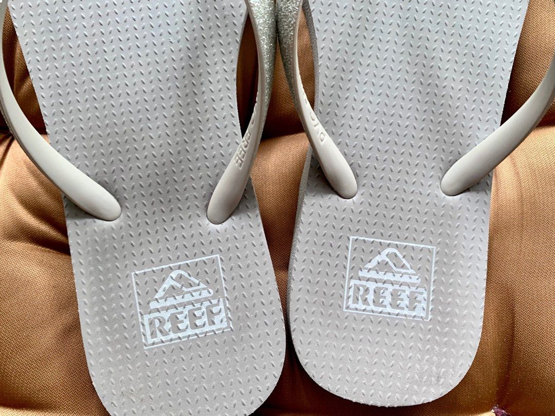 Reef grey hotsell flip flops