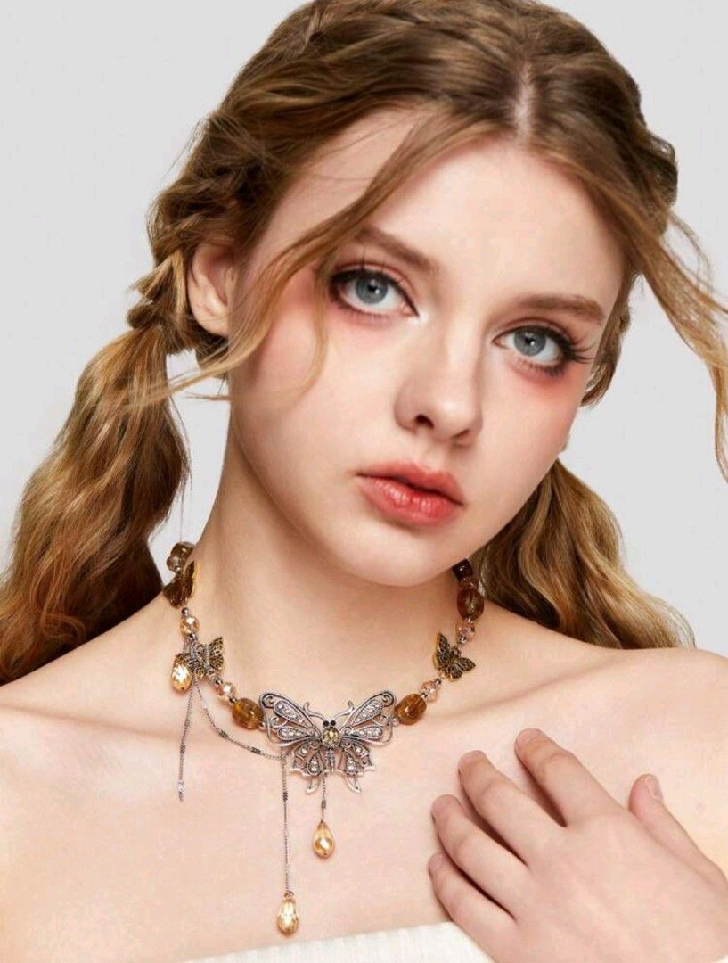 Romwe butterfly sales necklace
