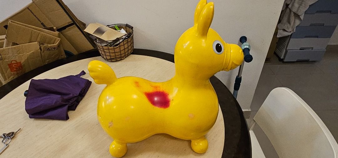 Rubber hot sale bouncy horse