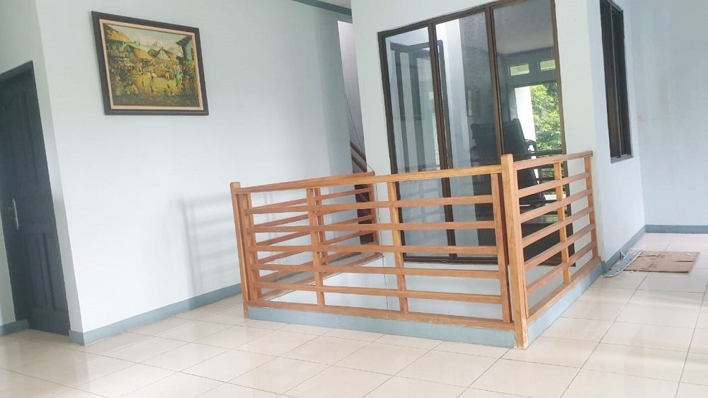 rumah_dijual_di_ciputat_dekat__1702108054_0bf37c12_progressive