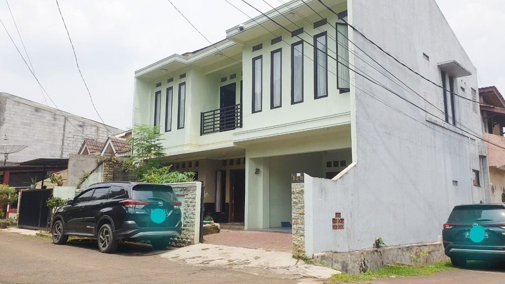 rumah_dijual_di_ciputat_dekat__1702108054_45418c2f_progressive