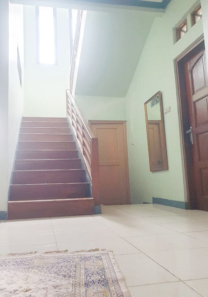 rumah_dijual_di_ciputat_dekat__1702108054_8cbe4d89_progressive