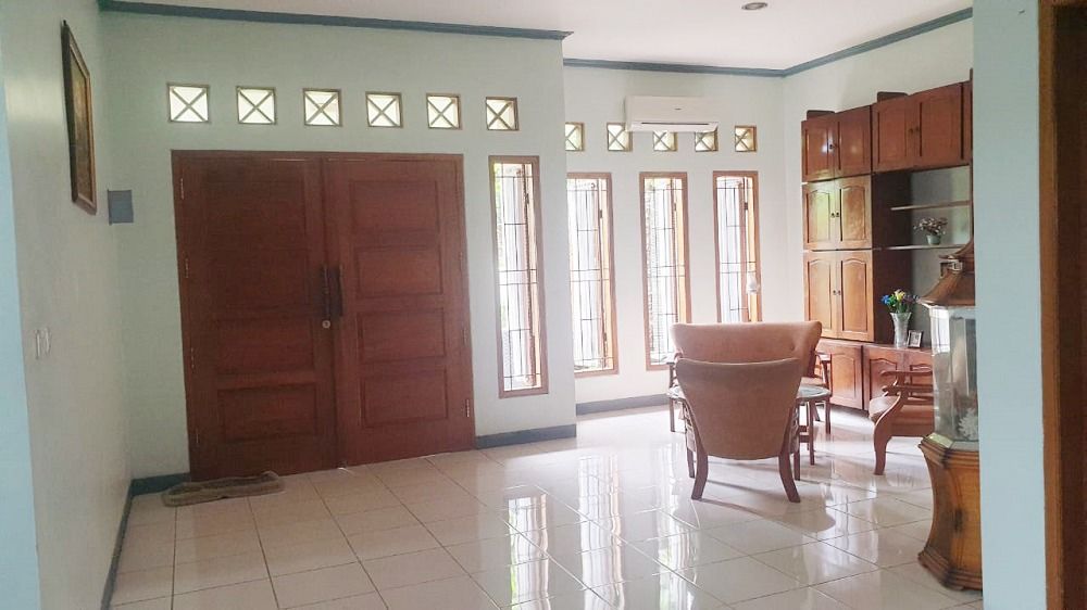 rumah_dijual_di_ciputat_dekat__1702108054_e71e1567_progressive