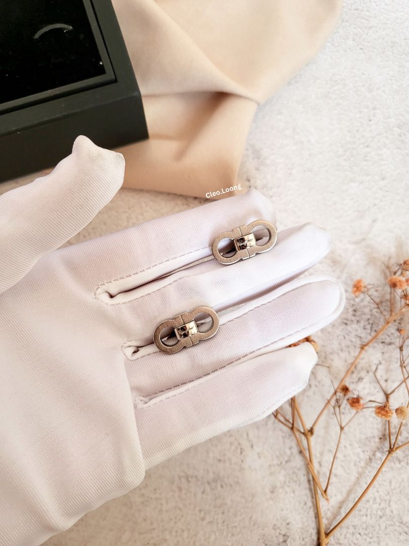 Gancini cufflinks store