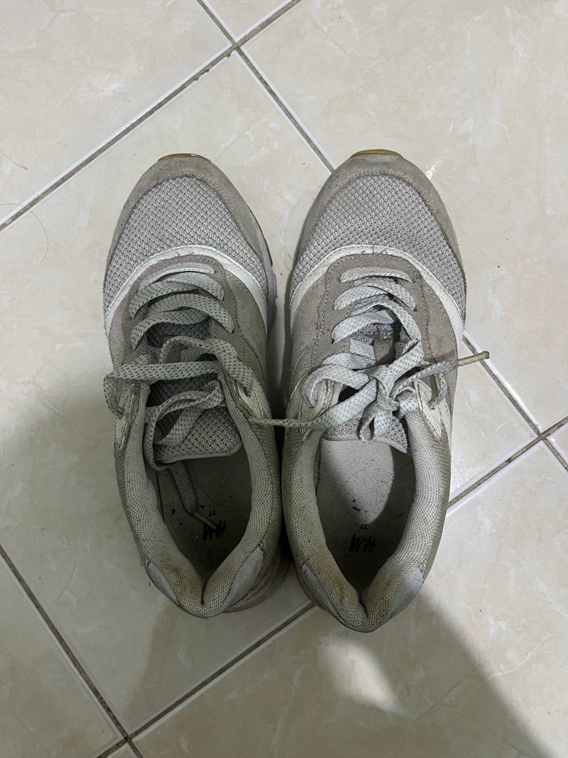 Sepatu H M ukuran 37 Fesyen Wanita Sepatu di Carousell