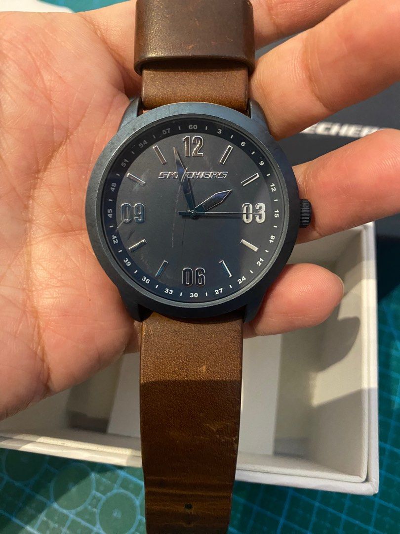 Skechers watch strap top
