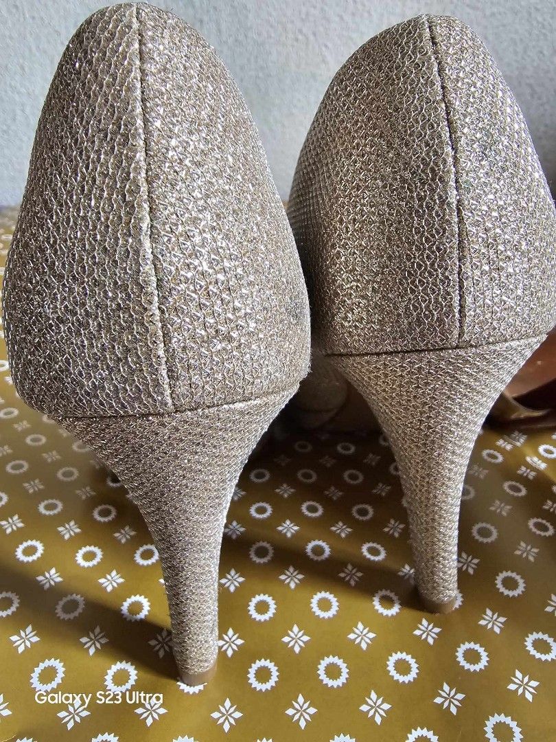 Ted baker rose gold sale shoes