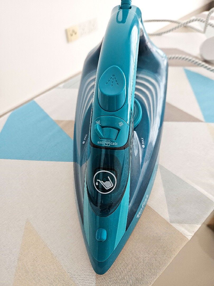 TEFAL Steam Iron Ironing Board Furniture Home Living