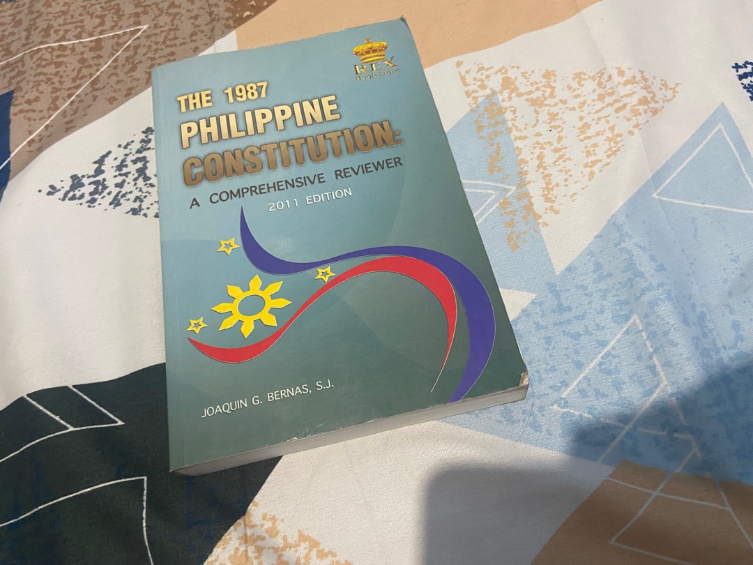 The 1987 Philippine Constitution, Hobbies & Toys, Books & Magazines