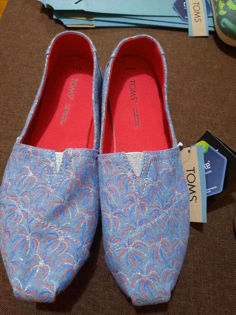 Toms shoes size 8 2025
