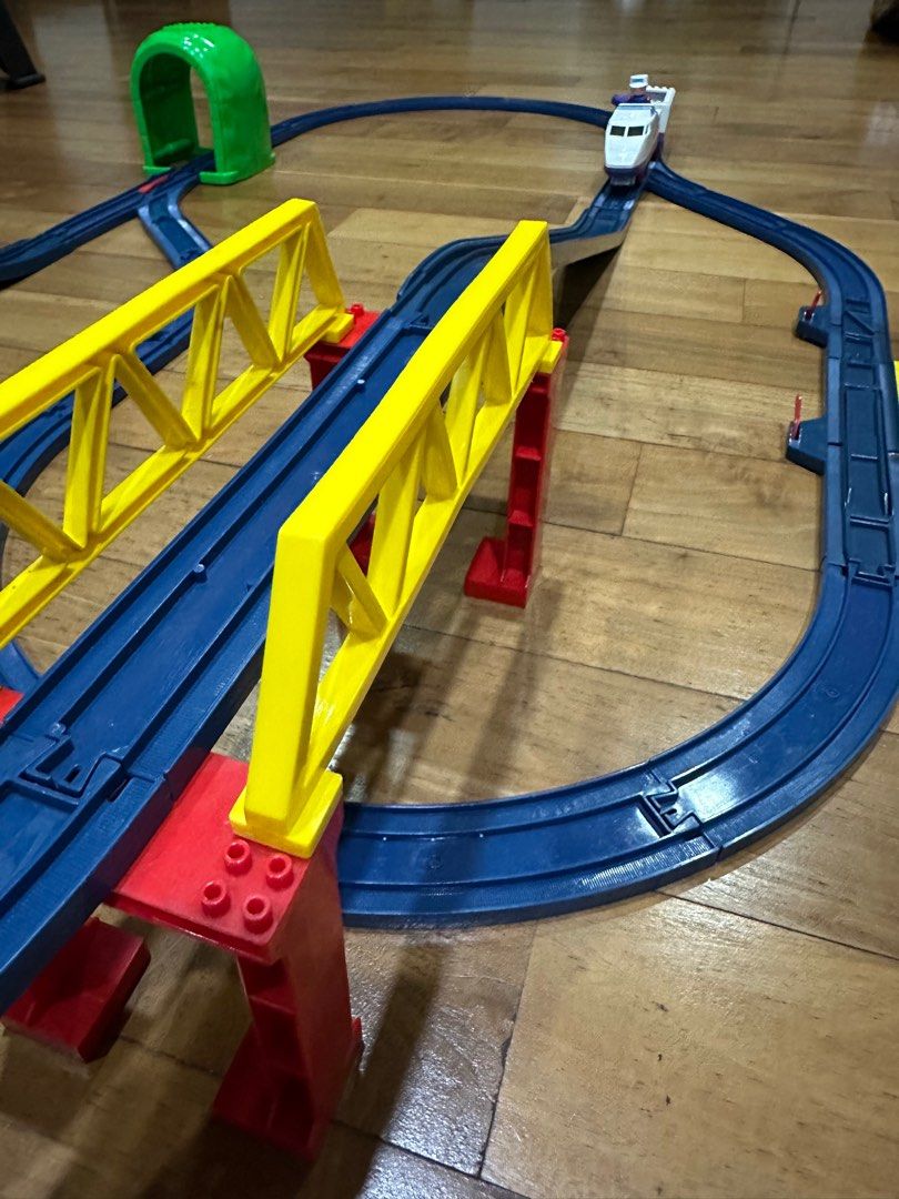 Vintage Tomy Train 2 Speed Express Train Set Hobbies Toys Toys