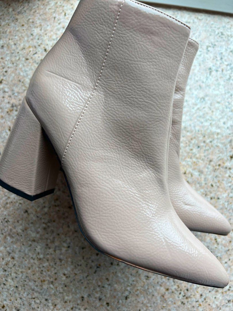 TOPSHOP Nude Pointy Boots Size 36 Carousell