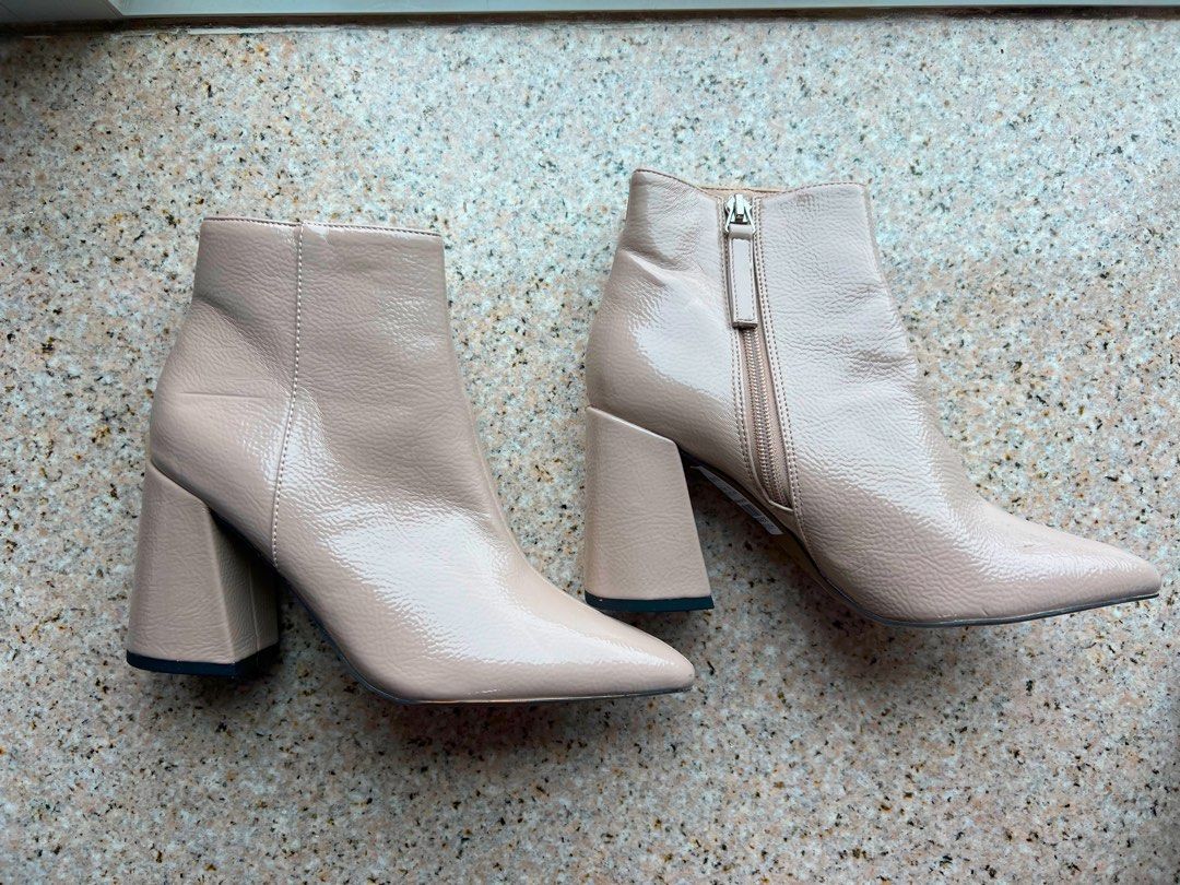 TOPSHOP Nude Pointy Boots Size 36 Carousell