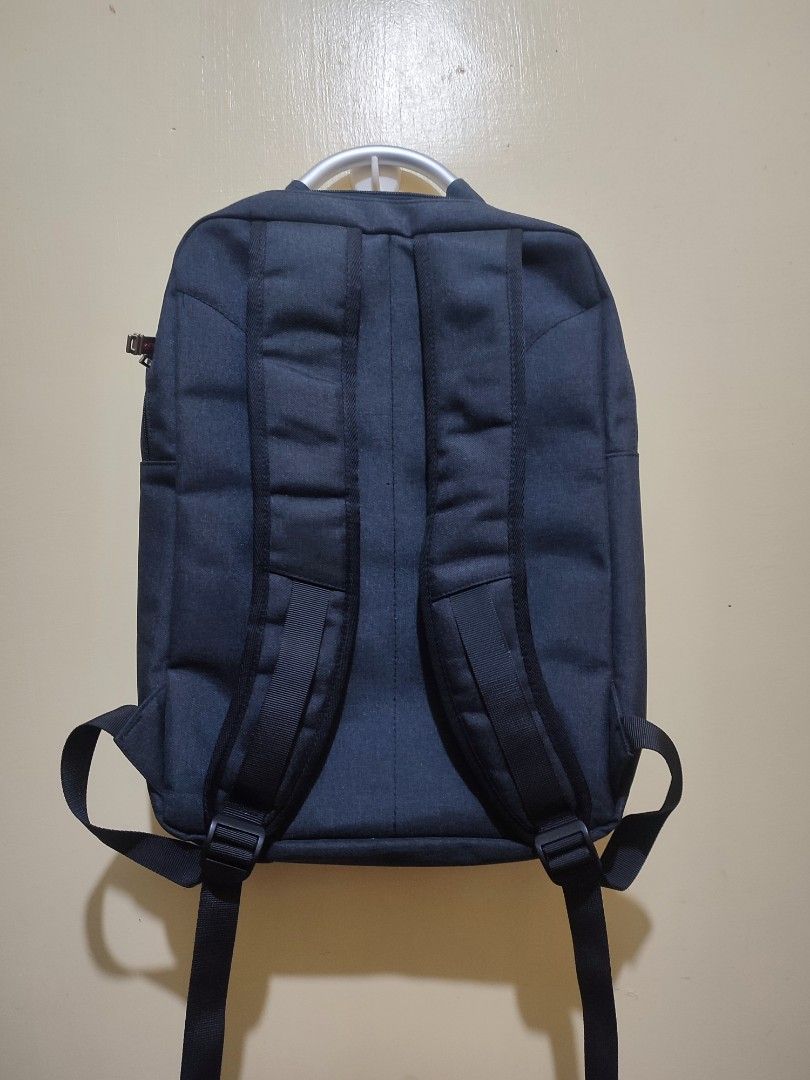 Tumi Backpack (Category: Backpacks) located in Lipa City. Submitted by gudoys_outdoor16 (Listing ID 1270365077, Image 2). Description: Tumi Backpack Excellent Condition 1600 Free shipping na.