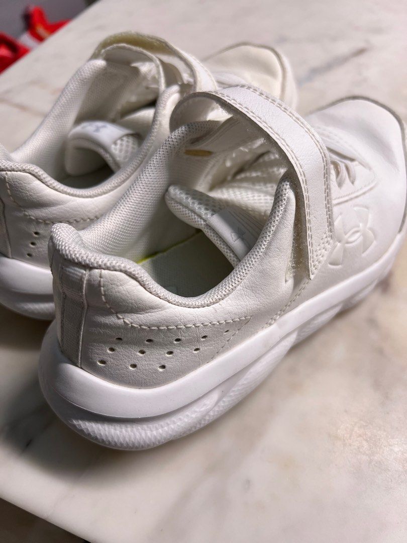 White leather under armour shoes new arrivals