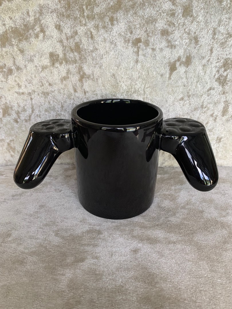 Video game controller ceramic mug, Furniture & Home Living, Kitchenware