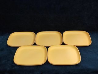 Vintage Tupperware Square Plates