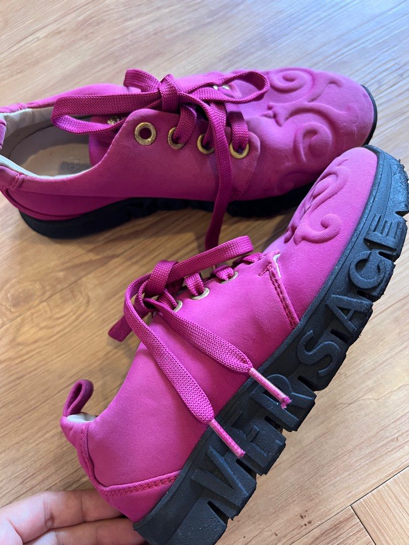 Young clearance versace shoes
