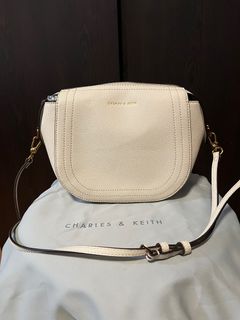 （分類：）位於 。 由 Sasa5188 提交（商品編號 1212733803，圖片 1）。簡介： 。