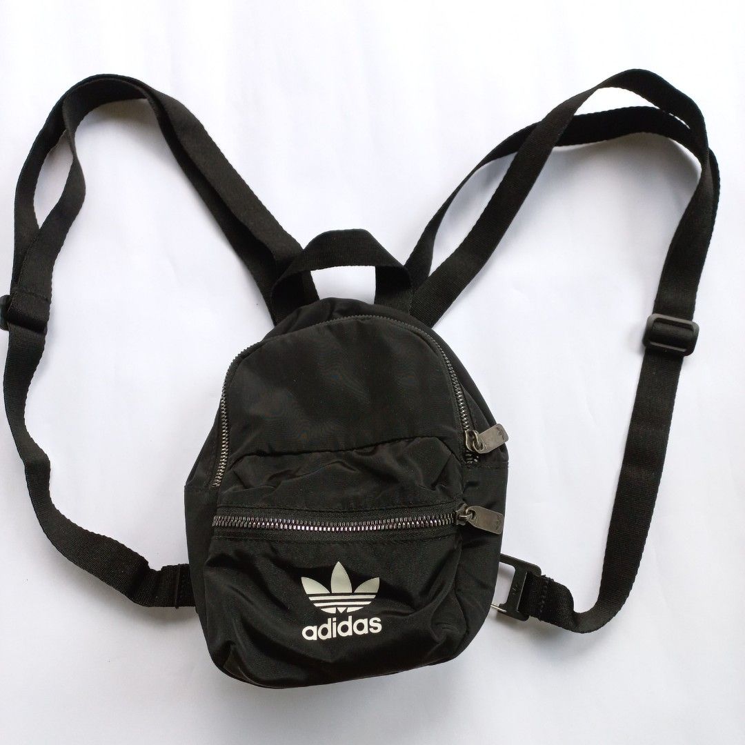Adidas Mini Backpack Original, Fesyen Wanita, Tas & Dompet di Carousell