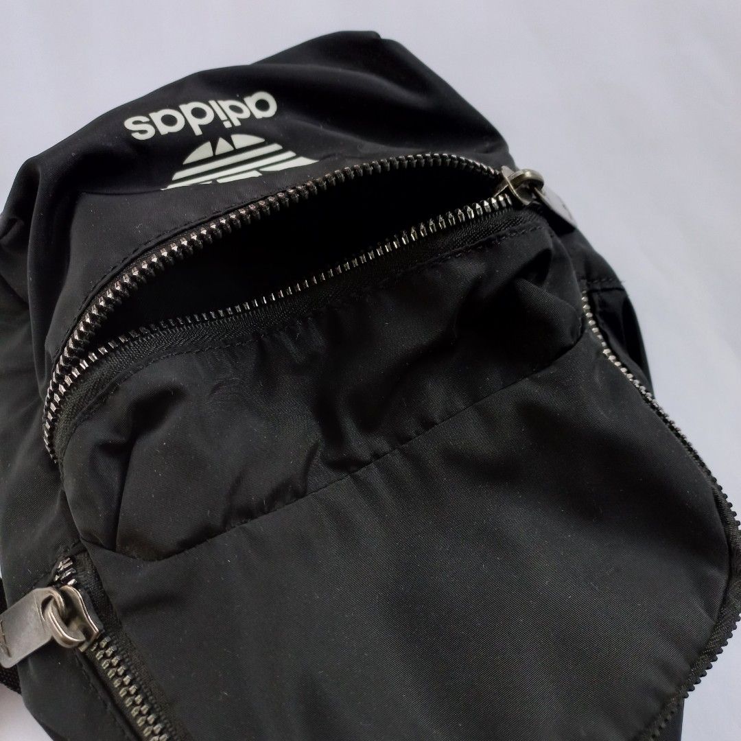 Adidas Mini Backpack Original, Fesyen Wanita, Tas & Dompet di Carousell