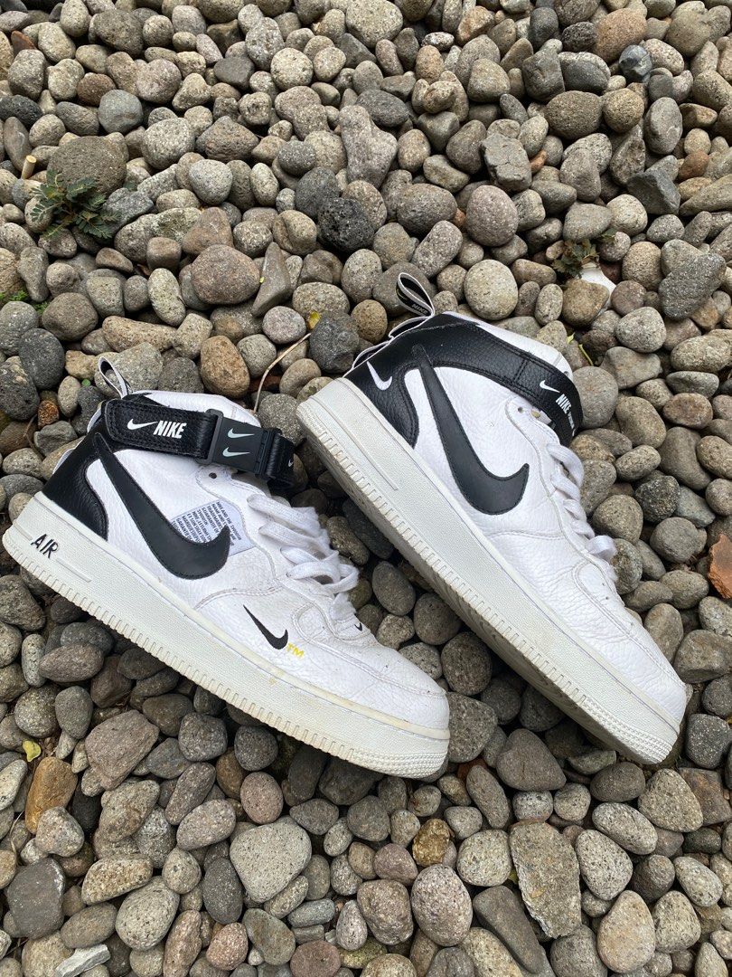 Air Force 1 Mid '07 LV8 'White Black' White/Black, Fesyen Pria, Sepatu ,  Sneakers di Carousell