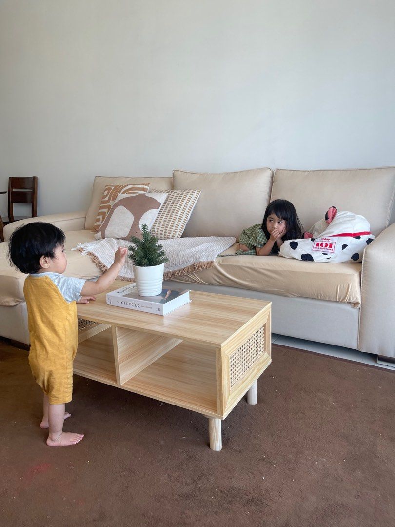 Anko coffee shop table