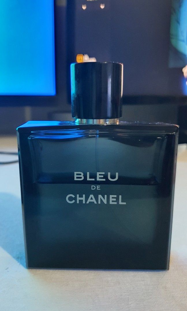 Chanel No.1 de Chanel L'eau Rouge 100ml Revitalizing Fragrance Mist Tester  Perfume Authentic, Beauty & Personal Care, Fragrance & Deodorants on  Carousell