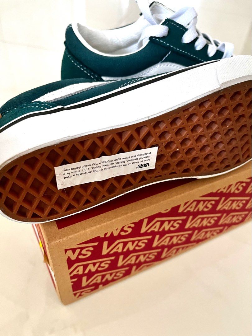 Brand New Vans Old Skool Sneakers Kids Size 3 Babies Kids